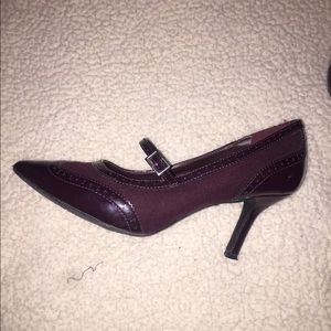 Comfortable gentle worn heels!